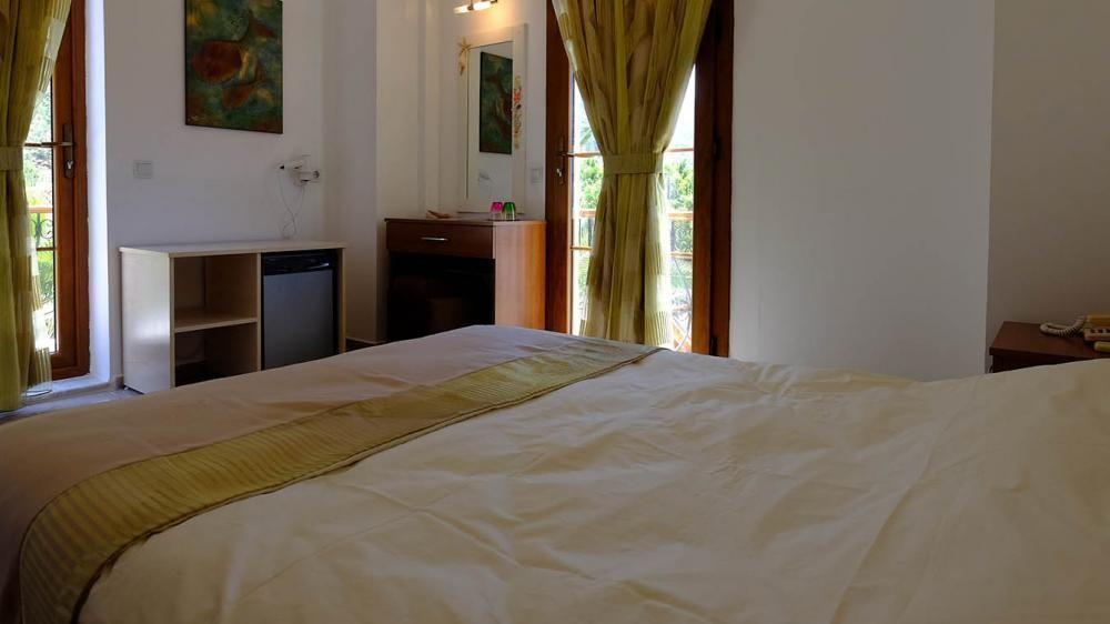 Flying Dutchman Hotel 3*