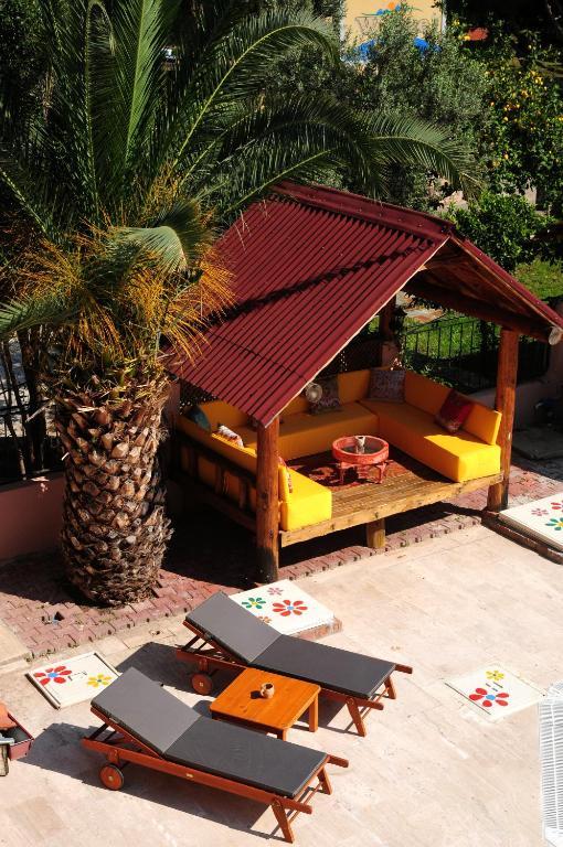 Flying Dutchman Hotel 3*