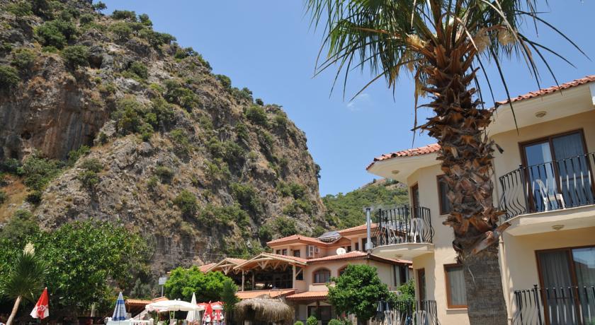 Ata Lagoon Otel 3*