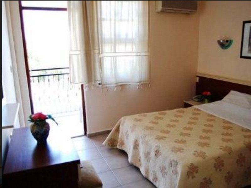 Hotel Olympos 3*