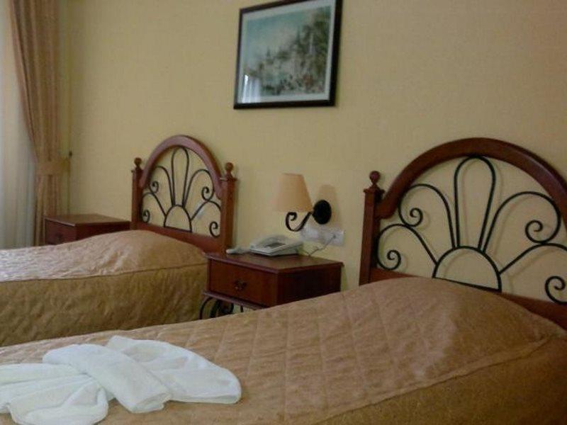 Zehra Hotel