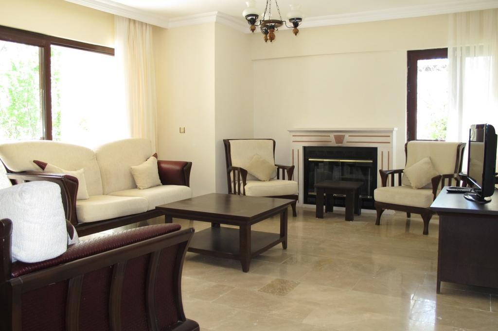 Araxa 08 Villa *