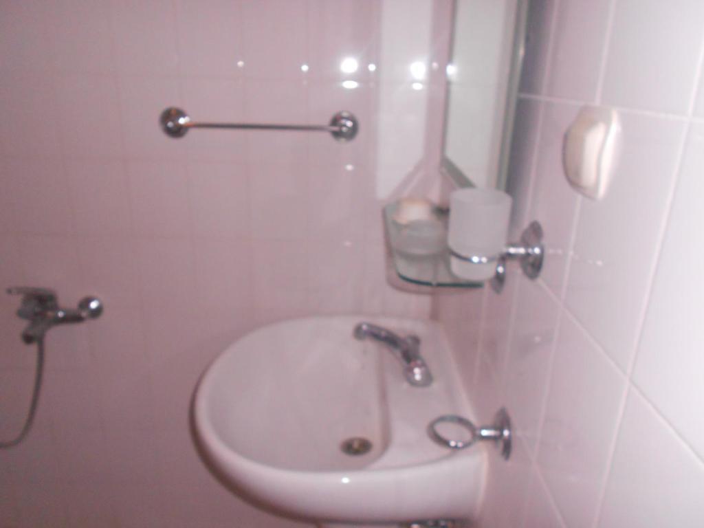 Klas Hotel
