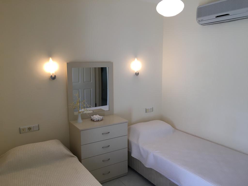 Apartment 3 Bedrooms In Oeluedeniz, Ovacik *