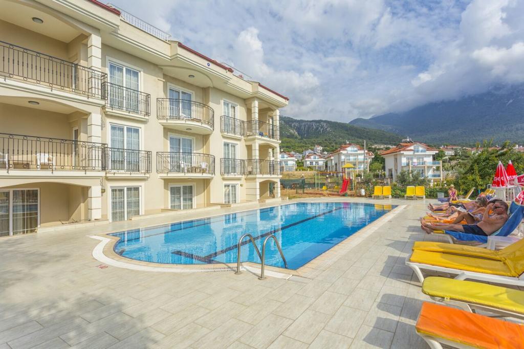 Milkyway & Aparthotel 3*