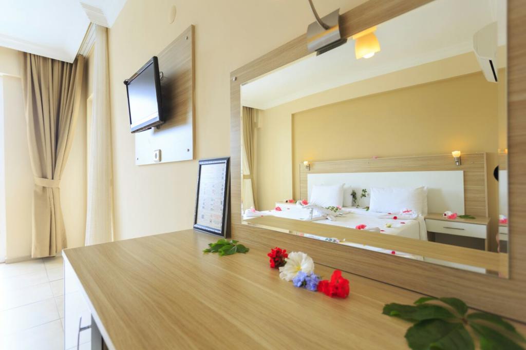 Milkyway & Aparthotel 3*