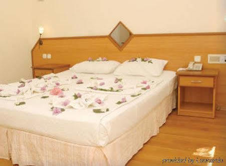 Asena Village Hotel 3*