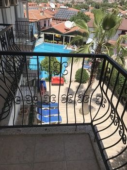 R.e.d. Hotel 3*
