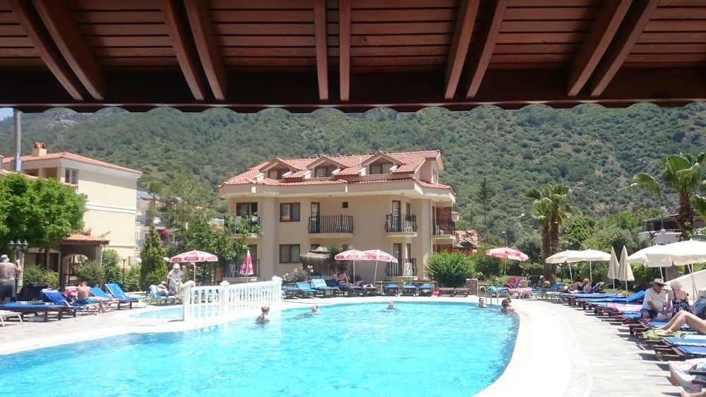 Ata Lagoon Otel 3*