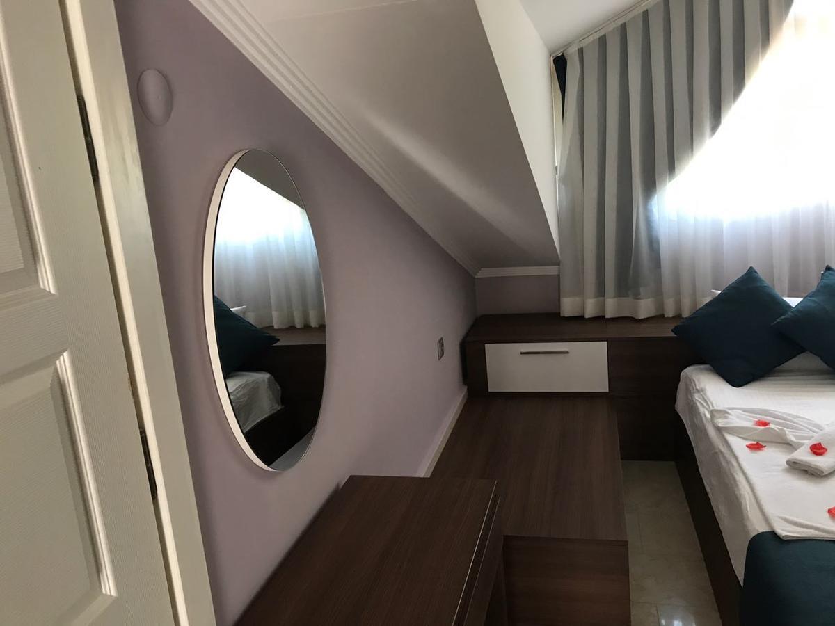 Evra Hotel 3*