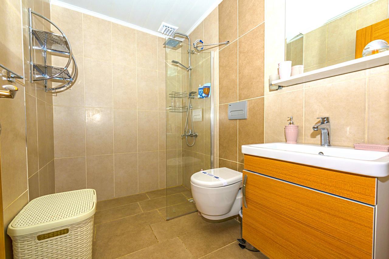 Pinara Apartment