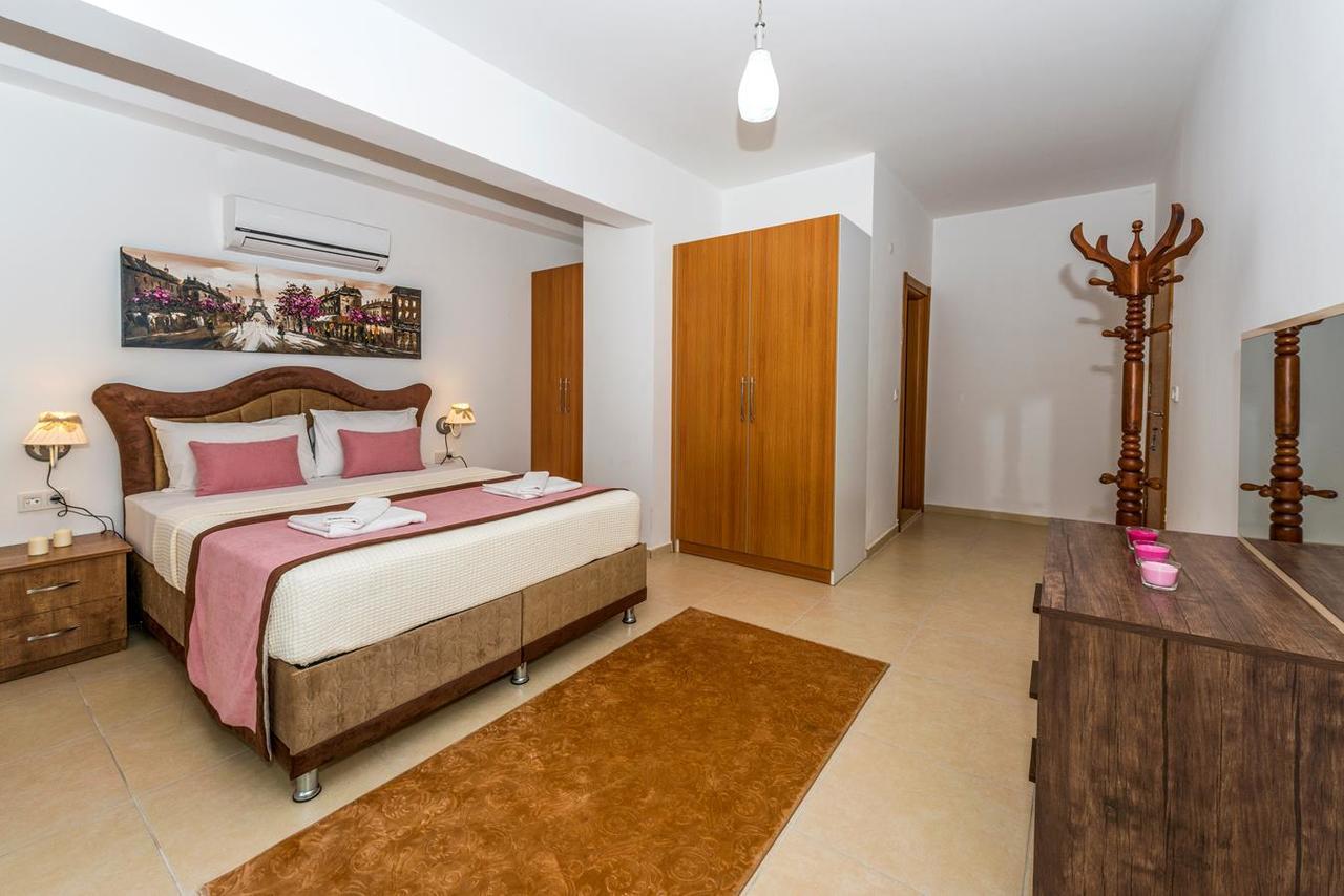 Apartment Pinara *