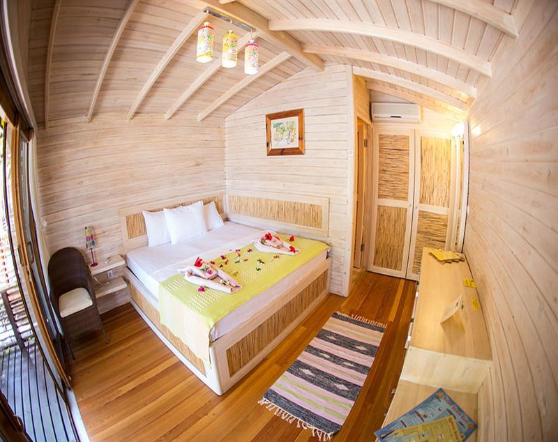 Sugar Club Hotel 3*