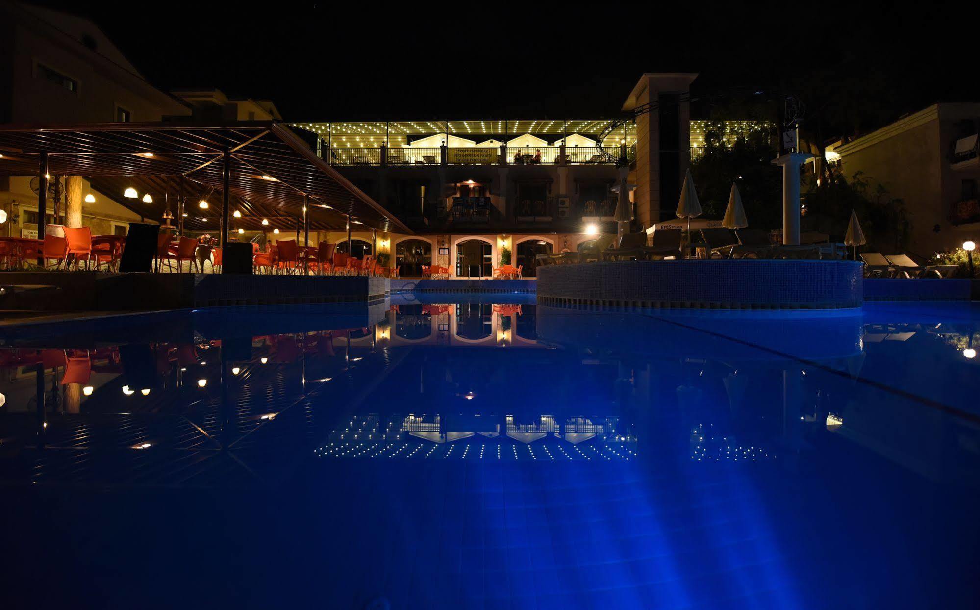 Pine Valley Hotel 4*