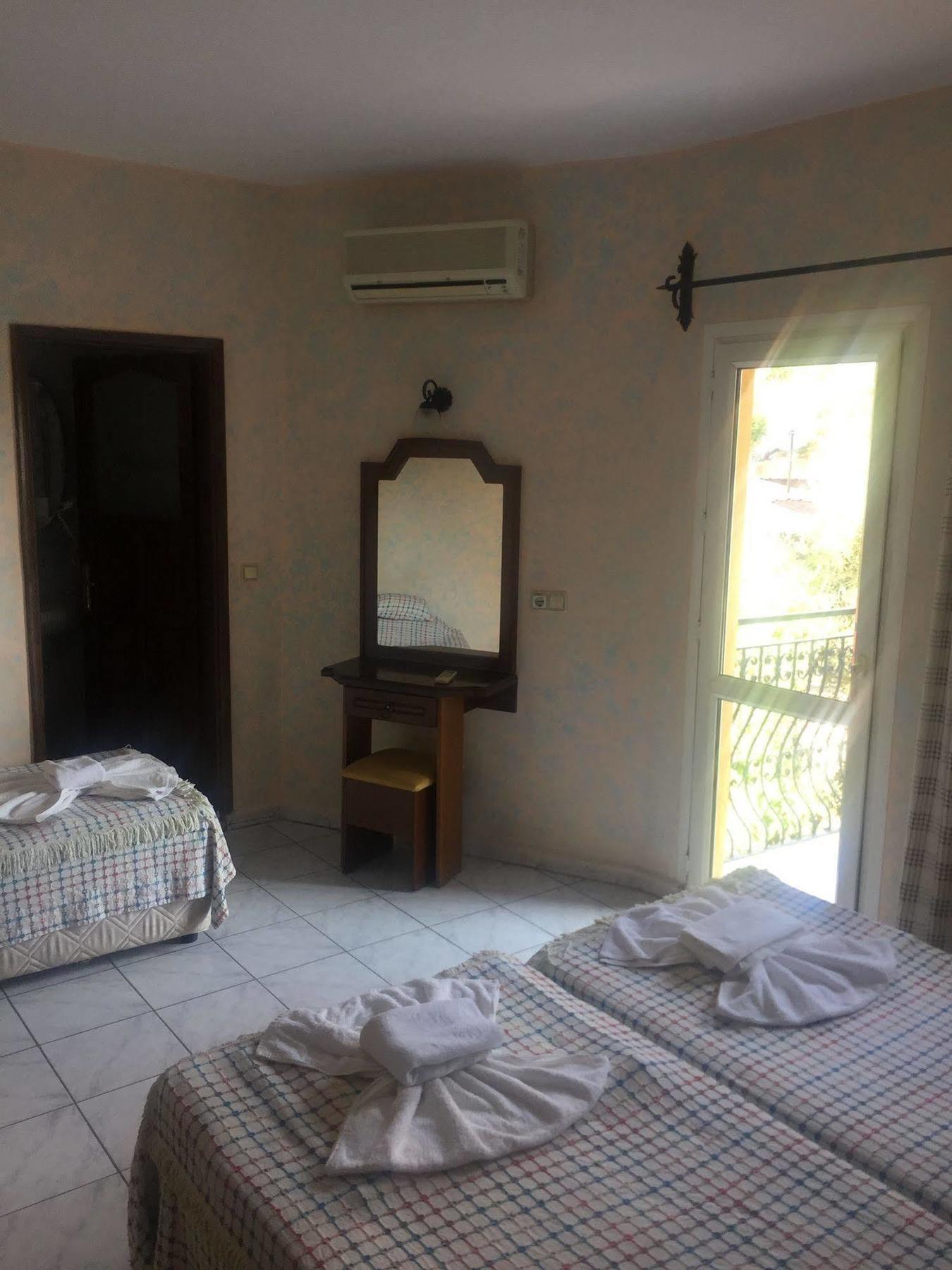 Cypriot Otel 2*