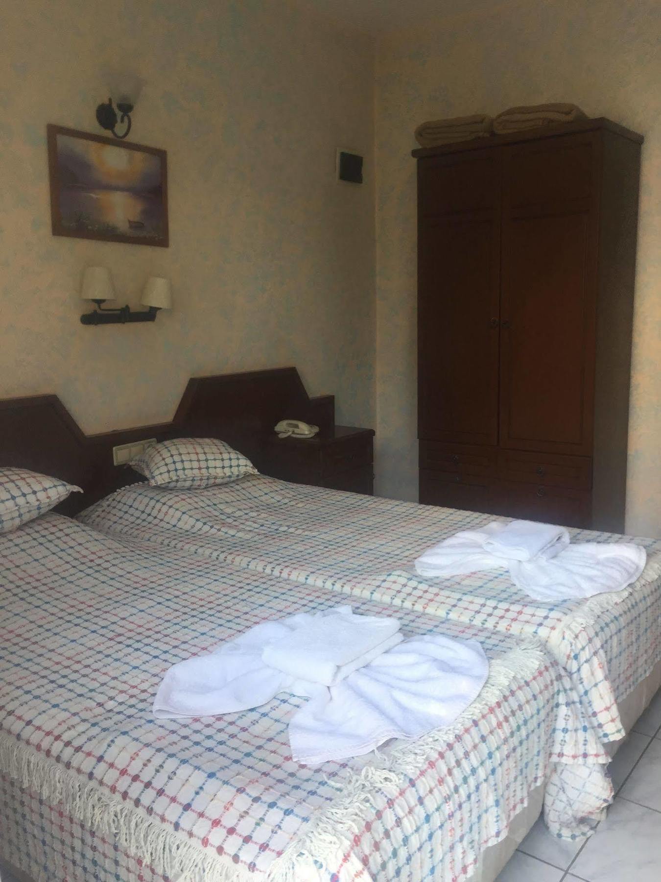 Otel Cypriot