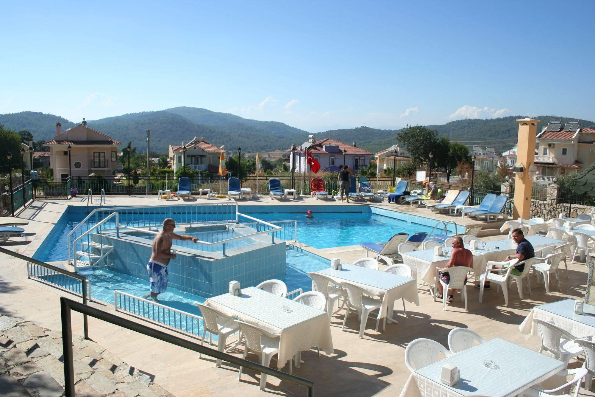 Cypriot Otel 2*