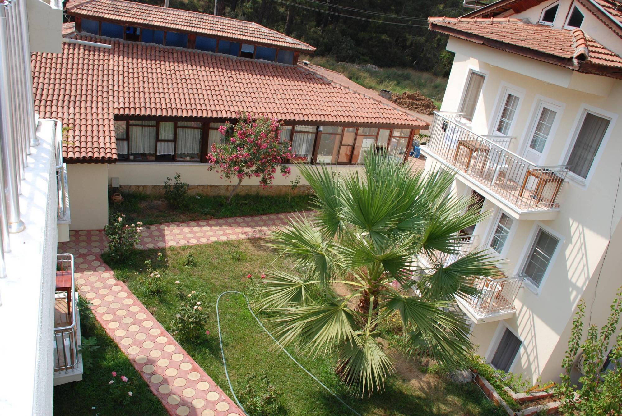 Hotel Tolay 3*