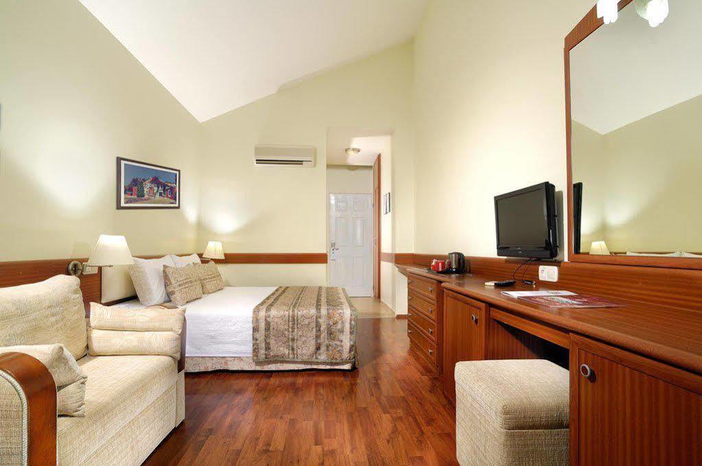 Resort Belcekiz Club 5*