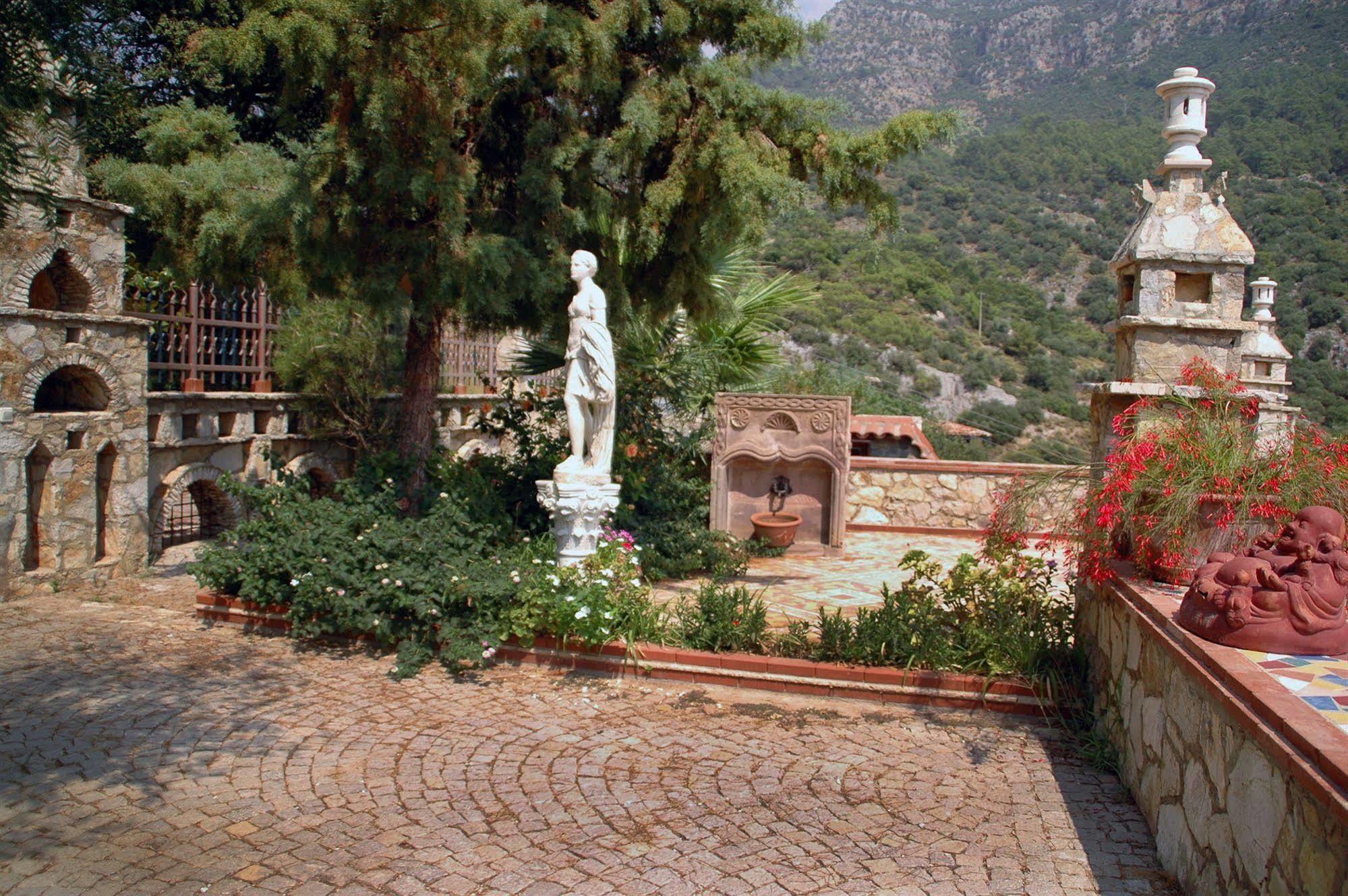 Hotel Symbola 4*