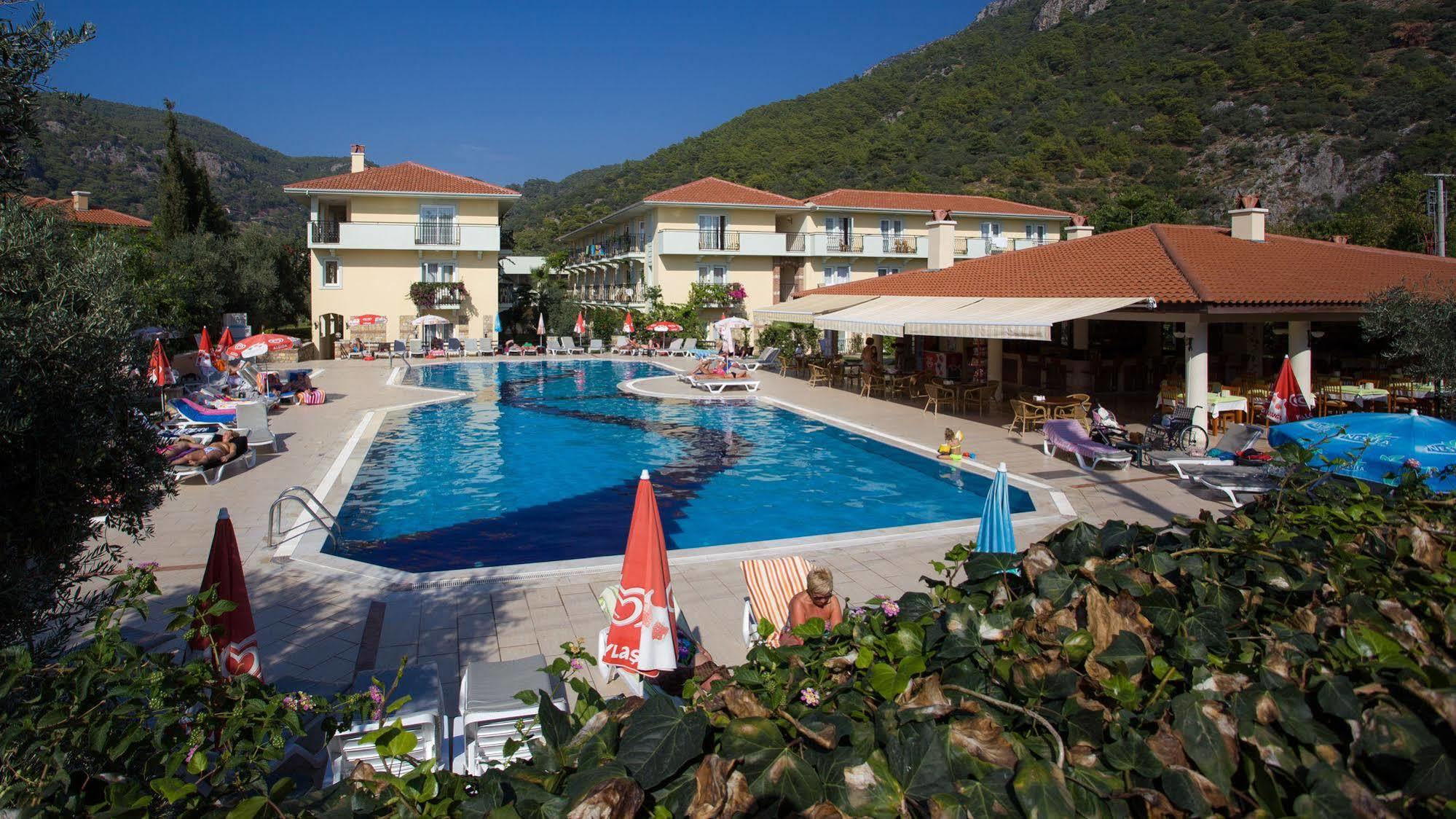 Hotel Mavruka 4*