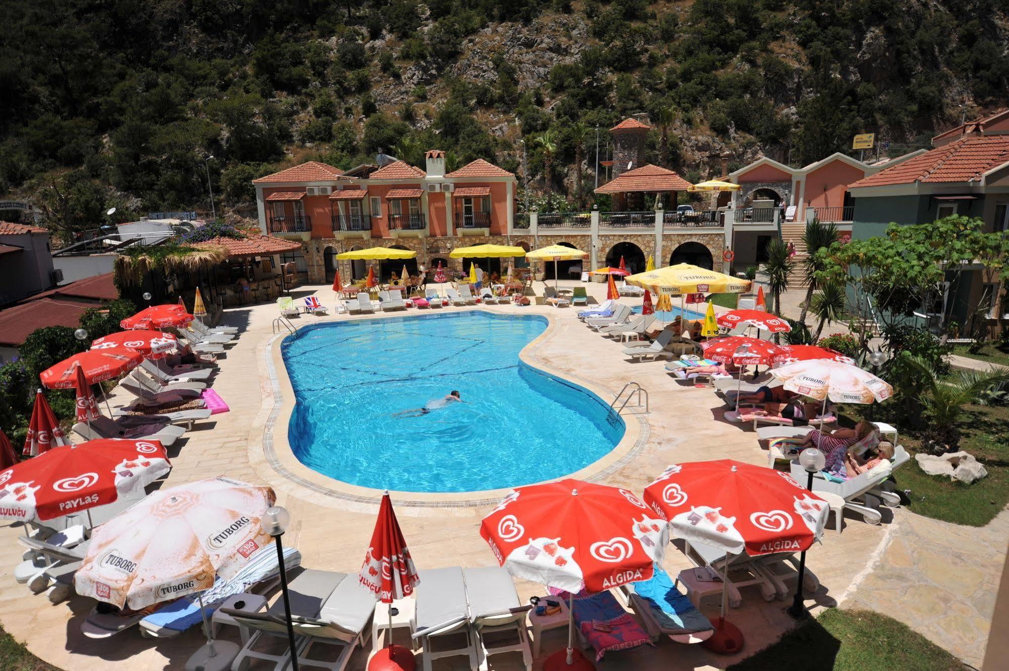 Hotel The Tower 3*