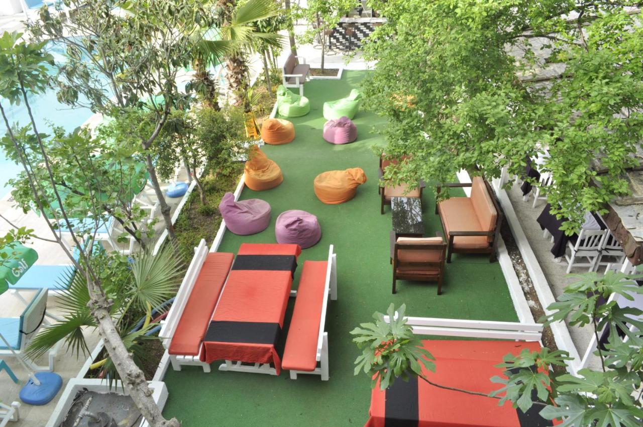 New St. Nicholas Garden *