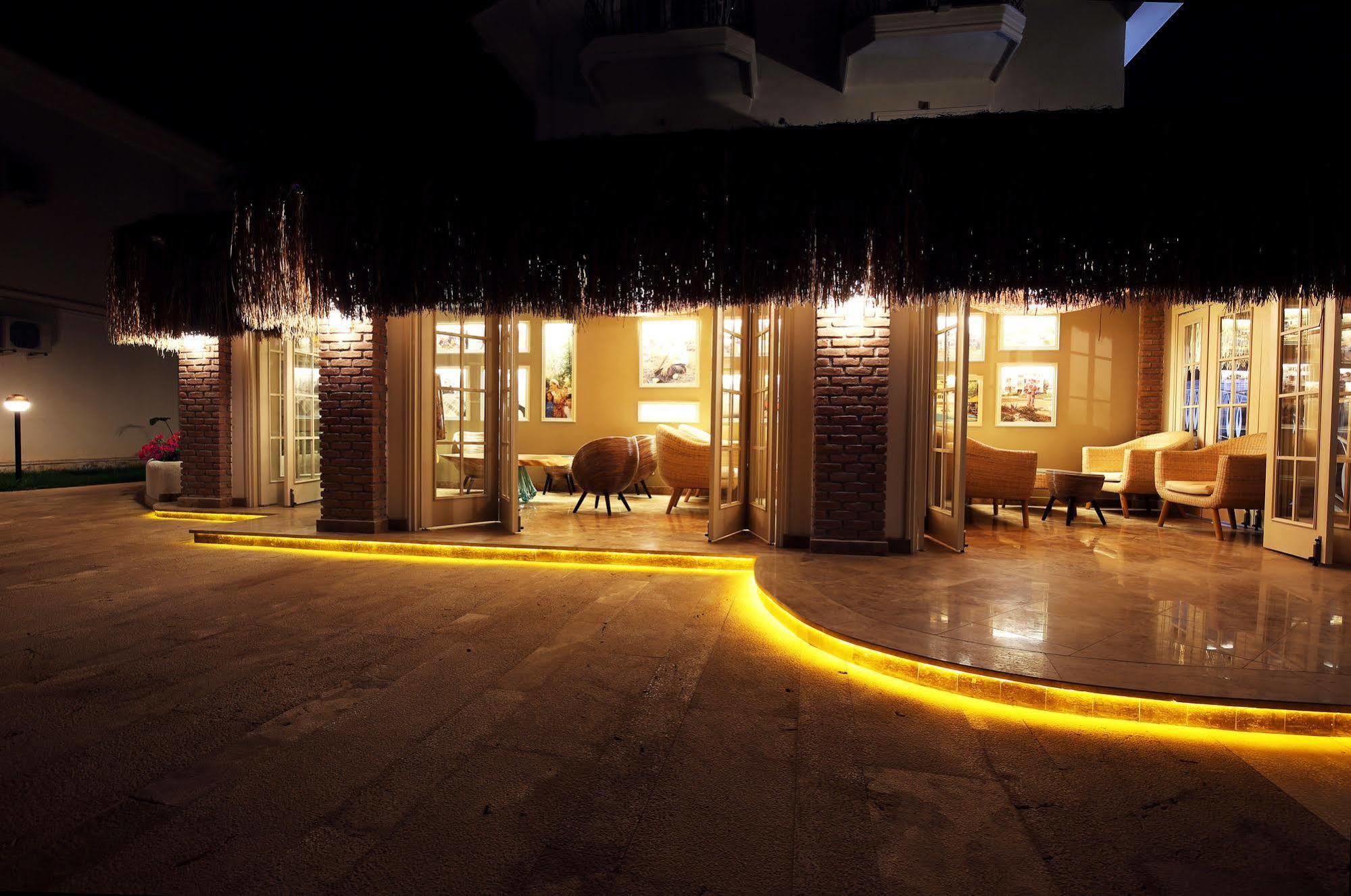 Hotel Pinehill & 3*