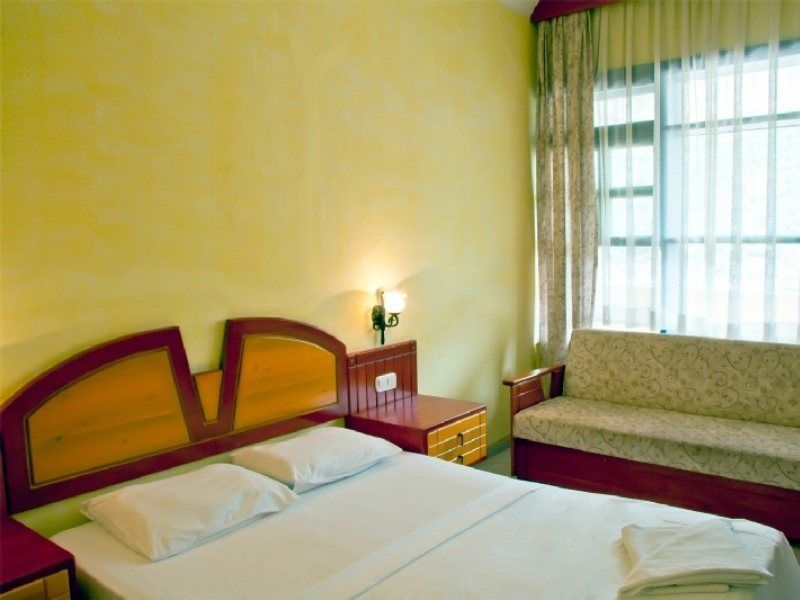 Bellevue Otel 3*
