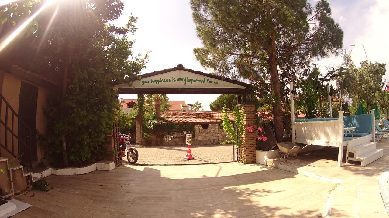 New St. Nicholas Garden Oda ve Kahvaltı