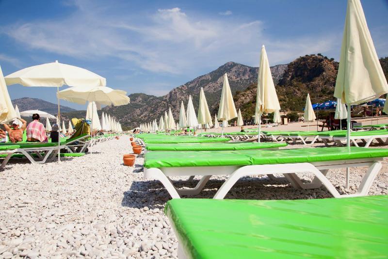 Hotel Daisy Garden