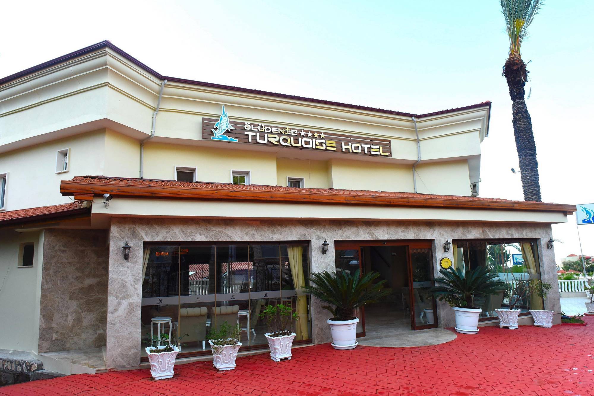 Otel Turquoise 4*