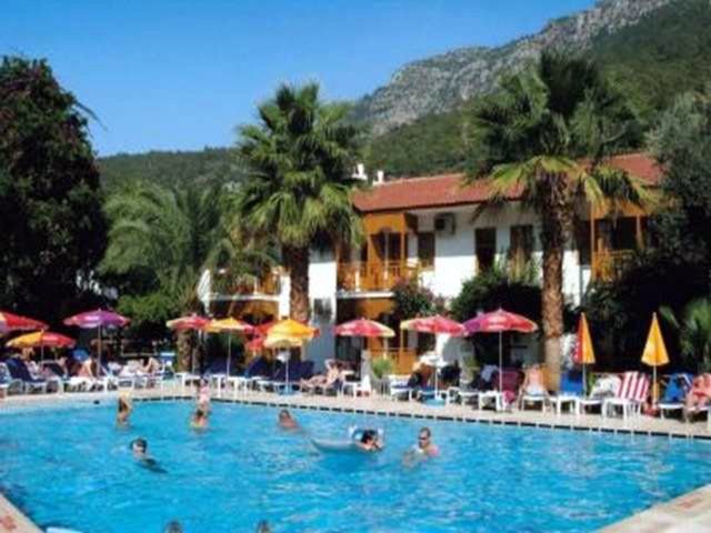 Montebello Deluxe 3*