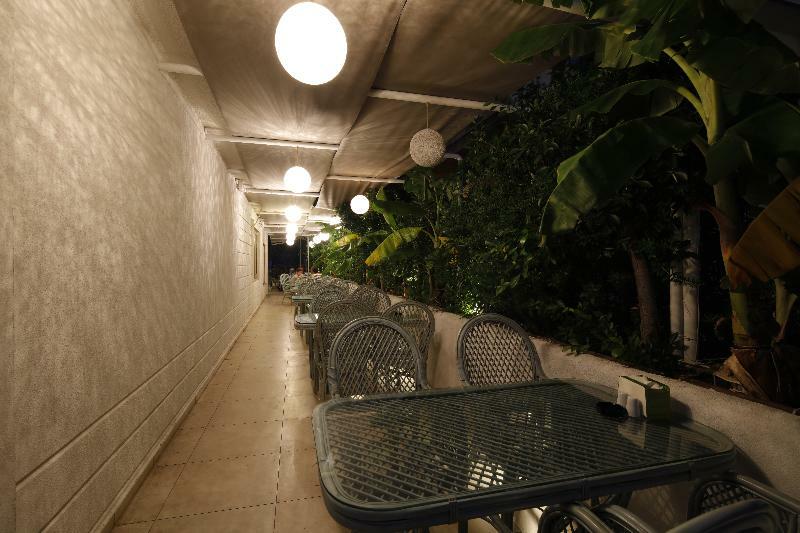 Hotel Golden Life & 4*
