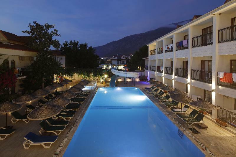 Golden Life & Hotel 4*