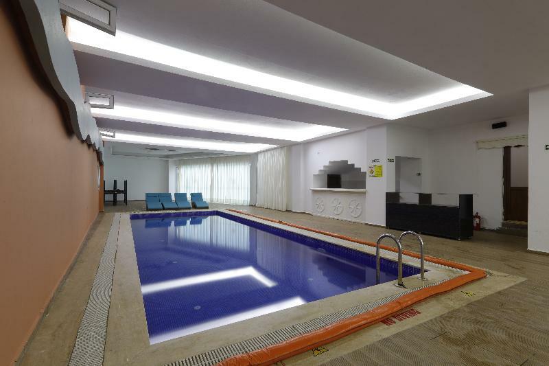 Hotel Golden Life &