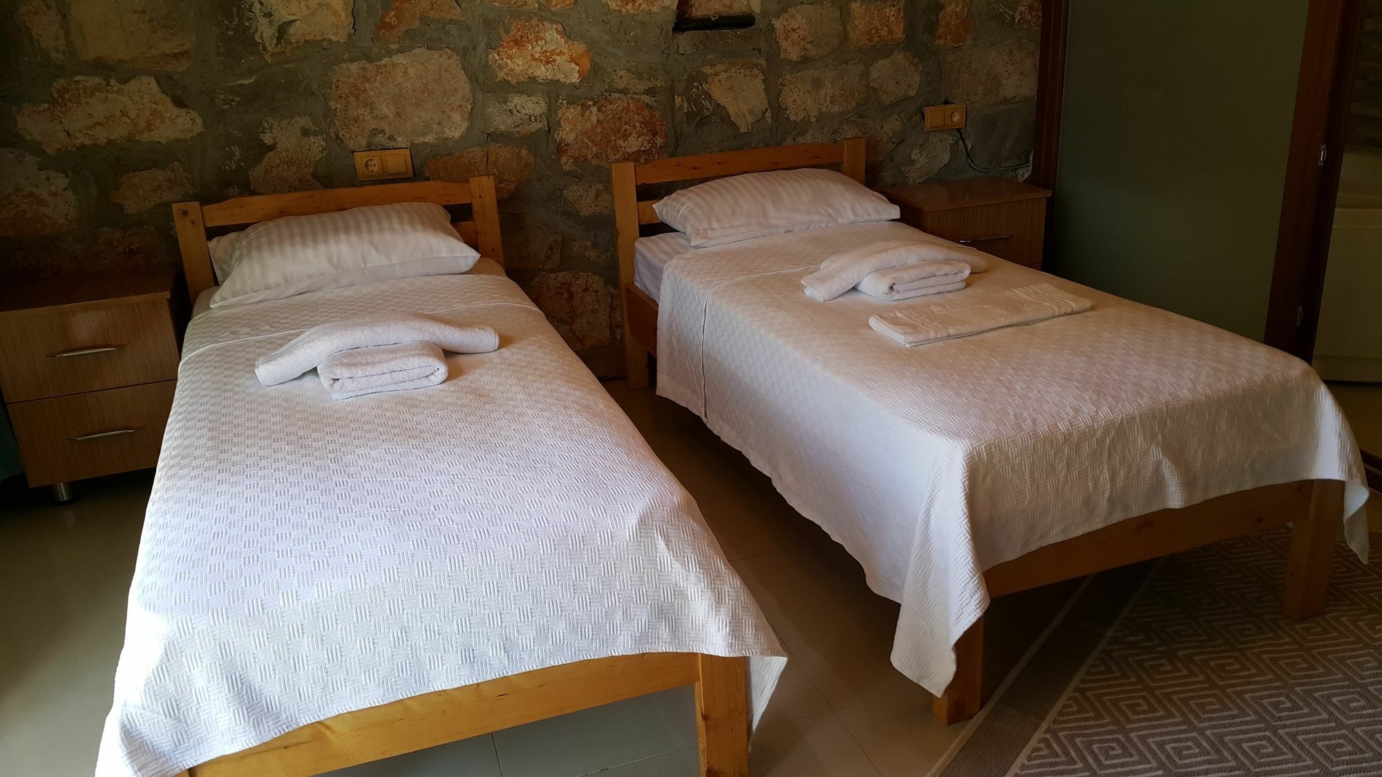 Otel Kabak Armes 3*