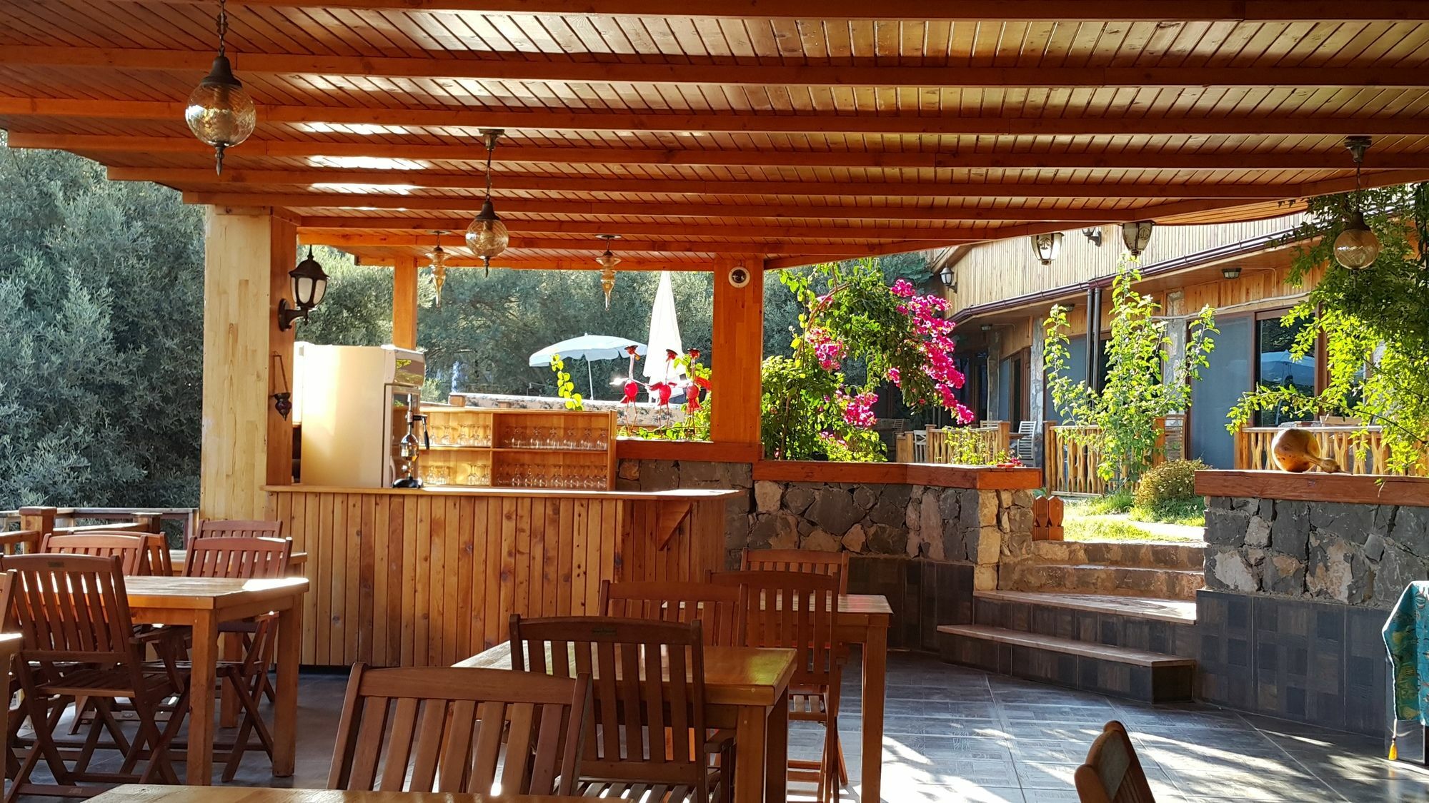 Kabak Armes Otel