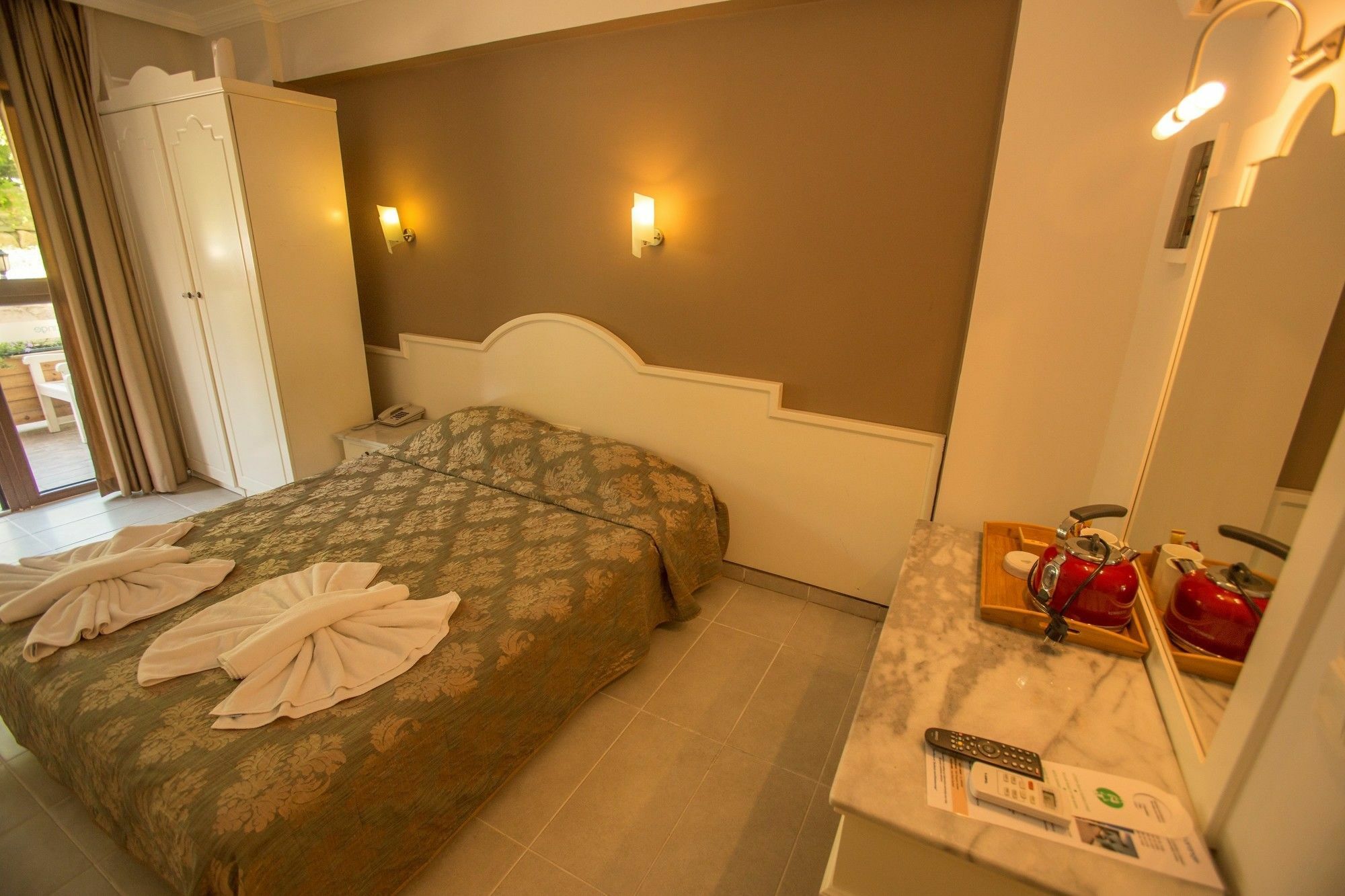S3 Orange Oludeniz