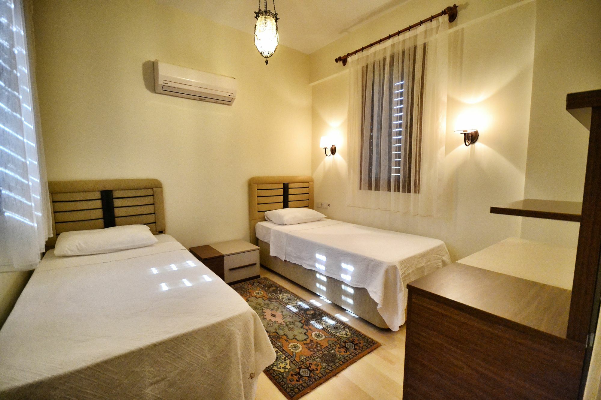 Kay1100 Sal 2 Bedrooms Villa *