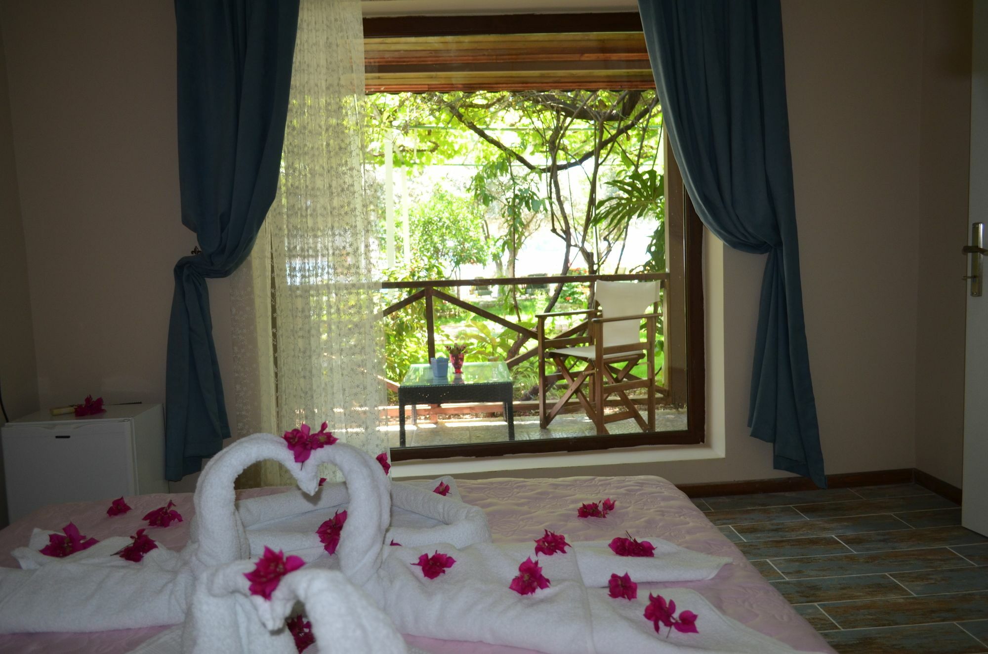 Lagoon Boutique Otel 2*
