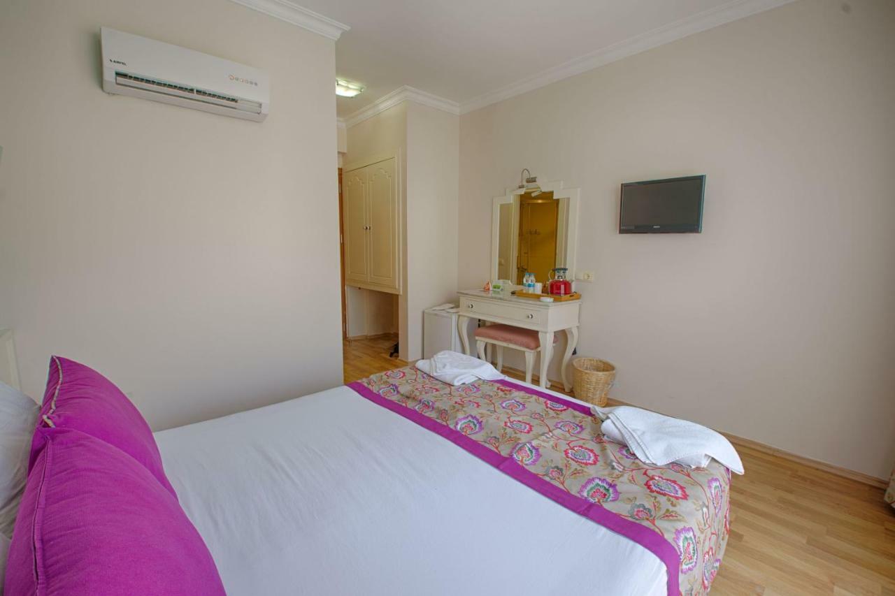 S3 Orange Hotel 3*