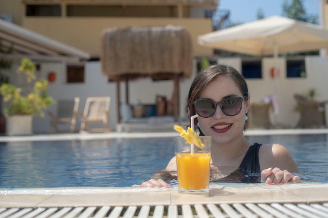 S3 Orange Hotel 3*