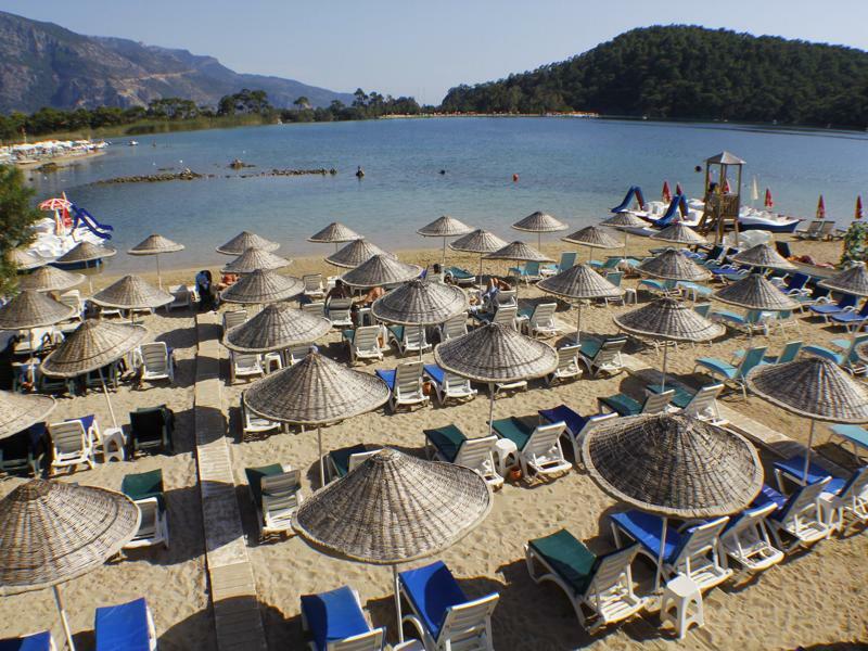 Golden Club & Caravan Holidays Kamp alanı 3*