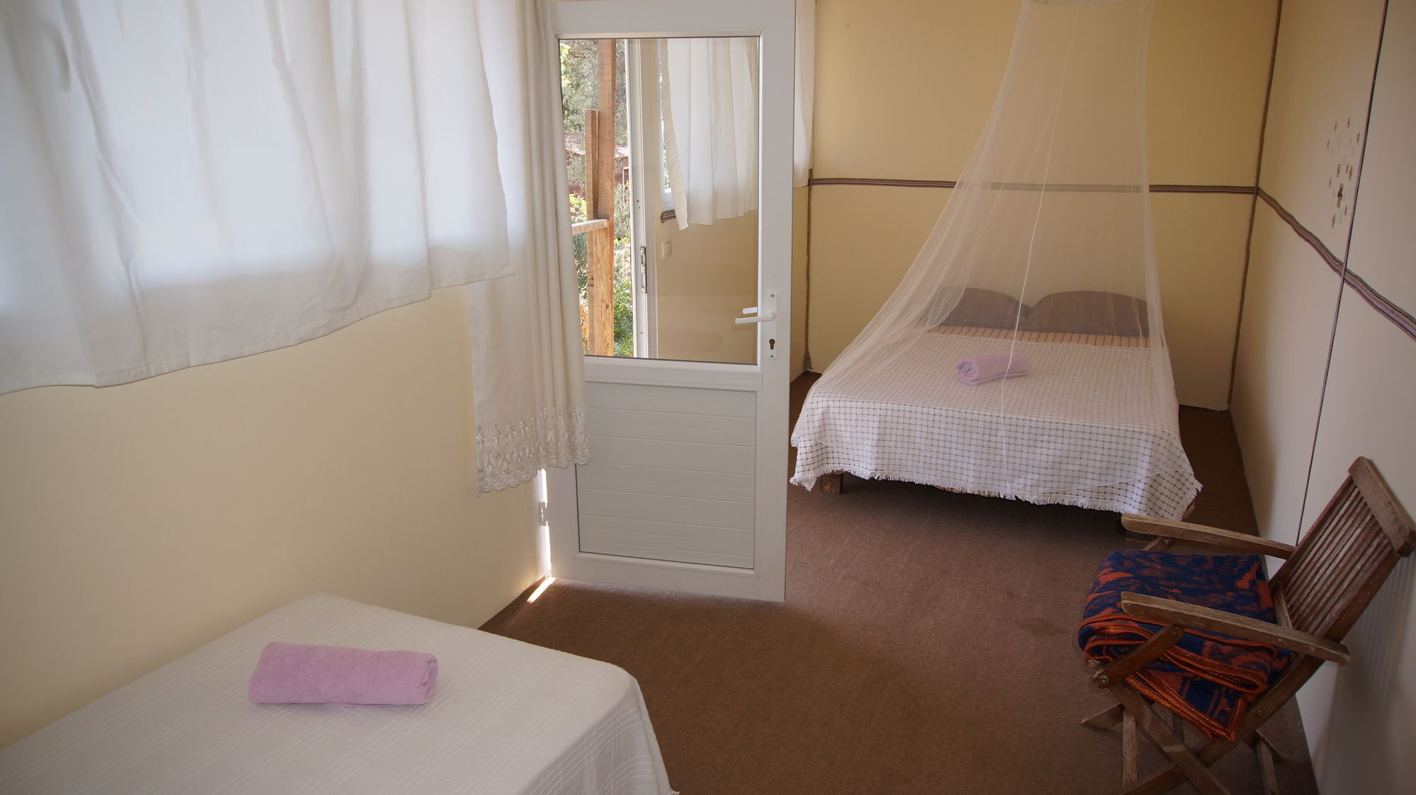 Shiva Camp Hotel