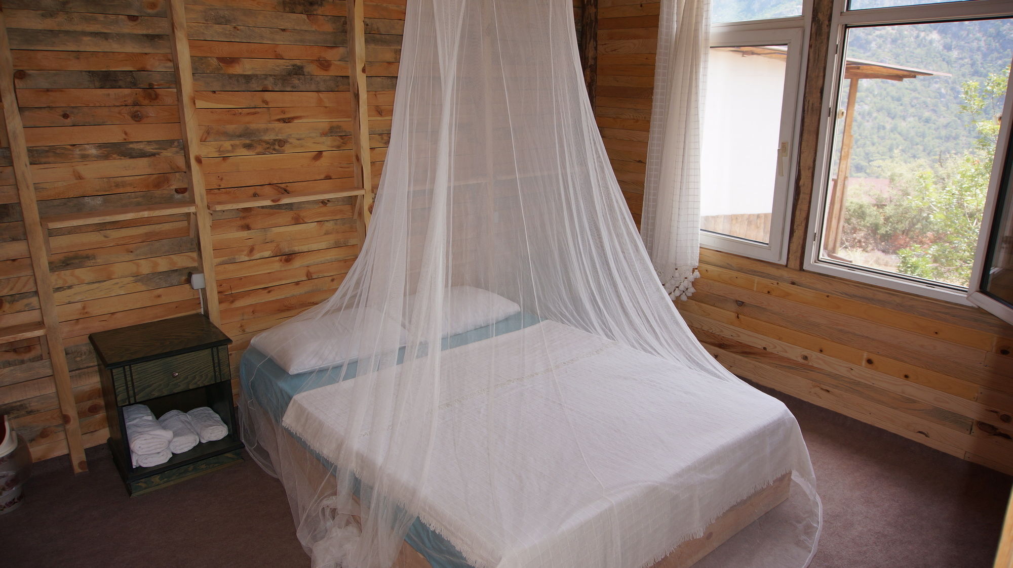Shiva Camp Hotel