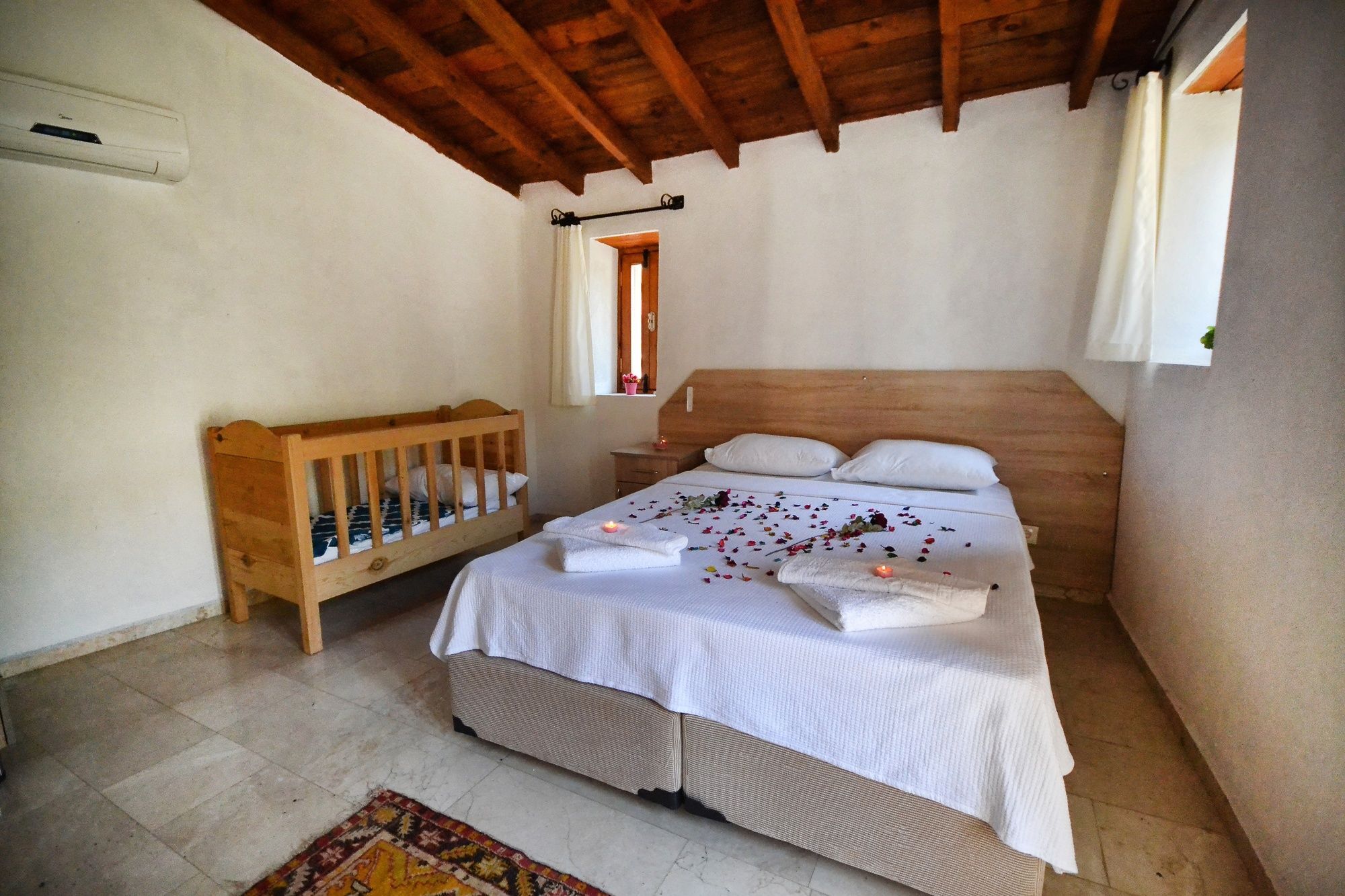 Kay4800 Sems 2 Bedrooms Villa *