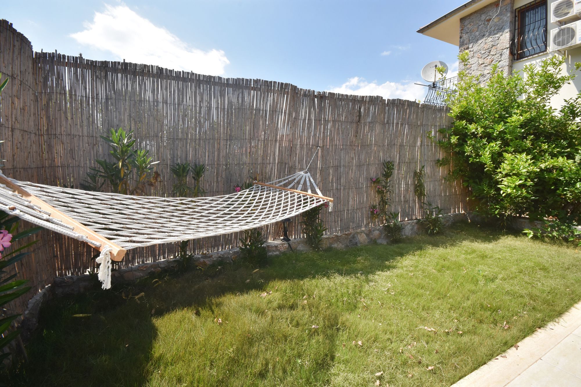 Kay8300 Arican 3 Bedrooms Villa