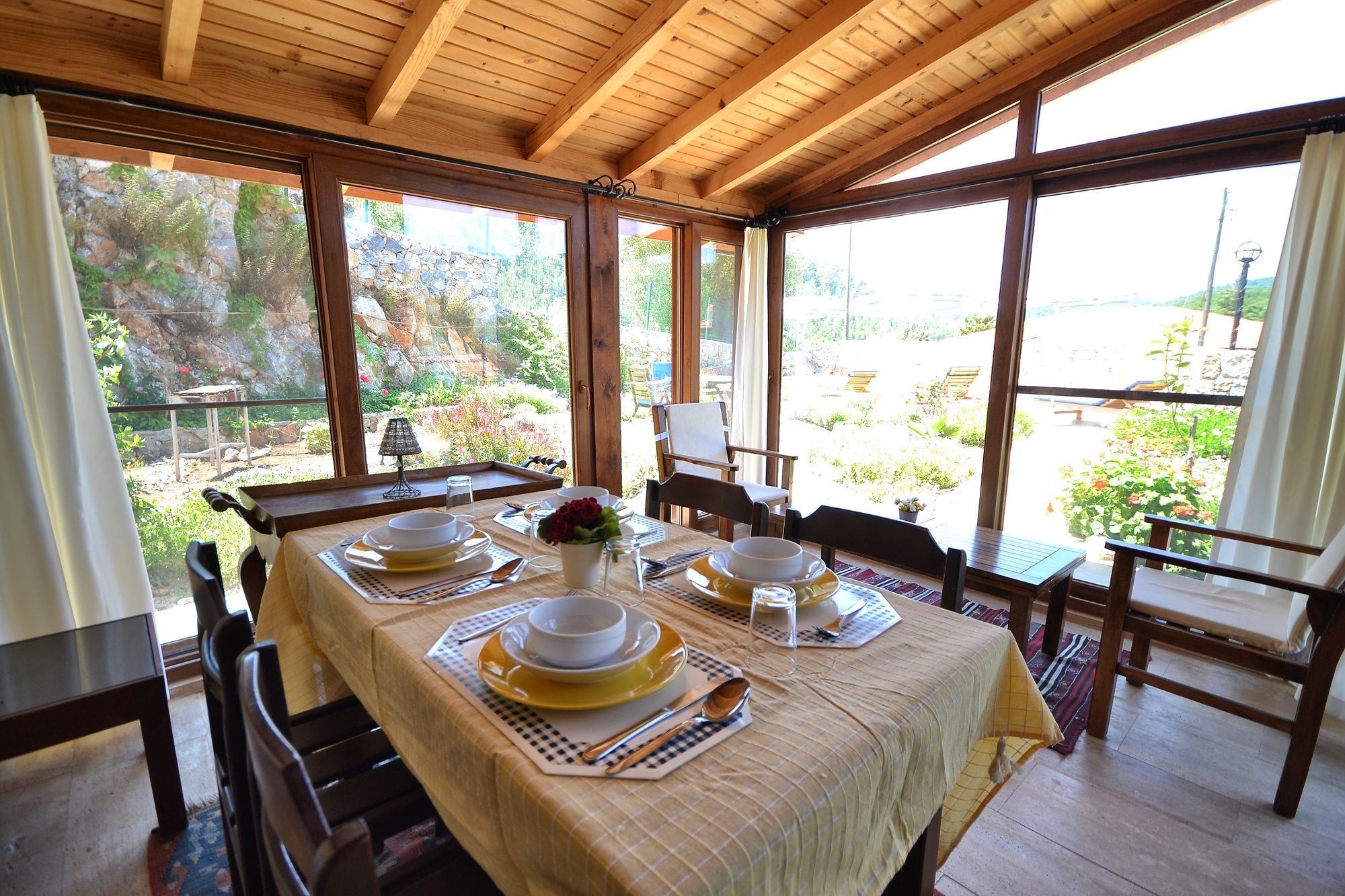 Kay4800 Sems 2 Bedrooms Villa *