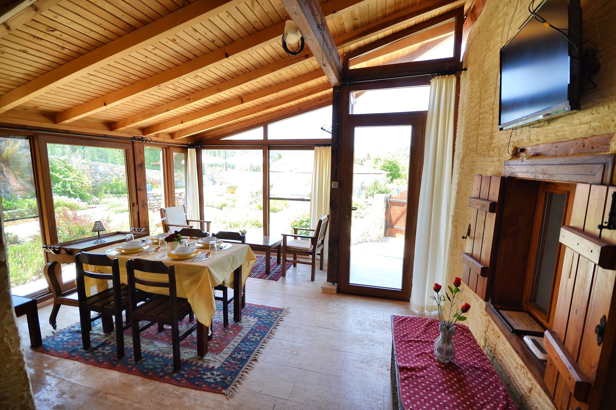 Kay4800 Sems 2 Bedrooms Villa *